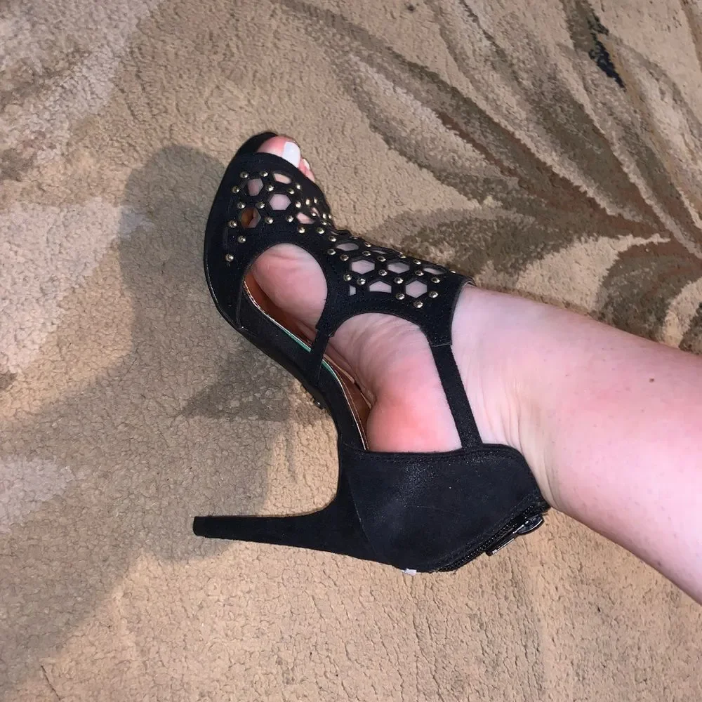 Jessica Lopez Cable Lace heels size 6.5